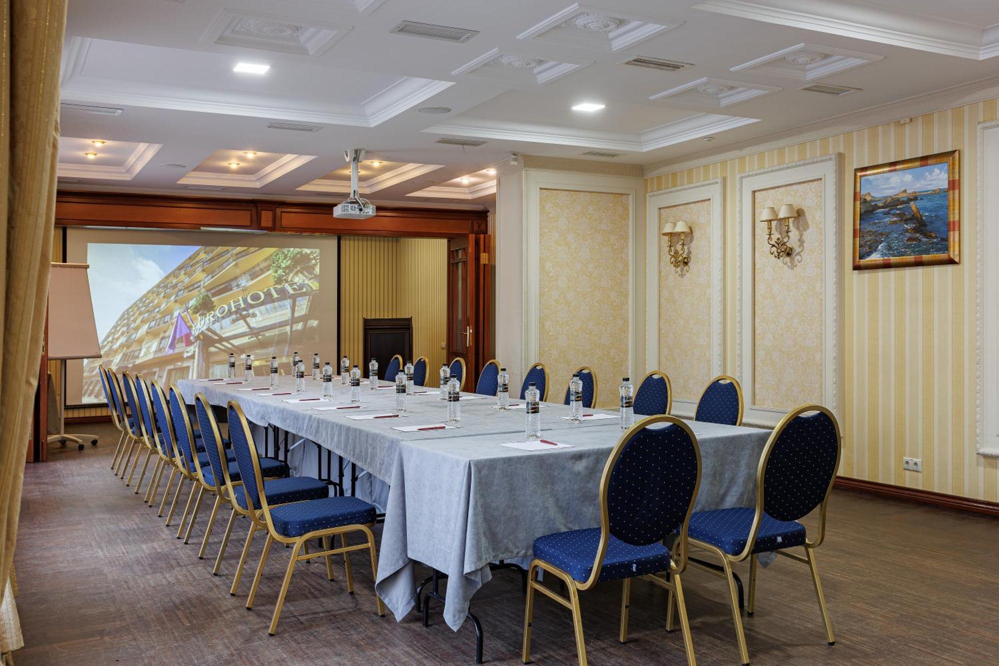 Eurohotel Hotel 4*