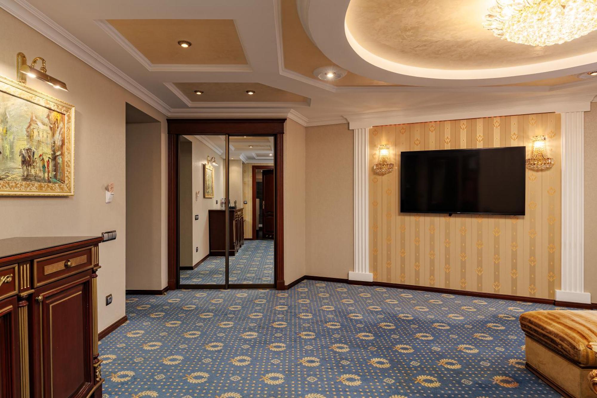 Eurohotel Hotel 4*