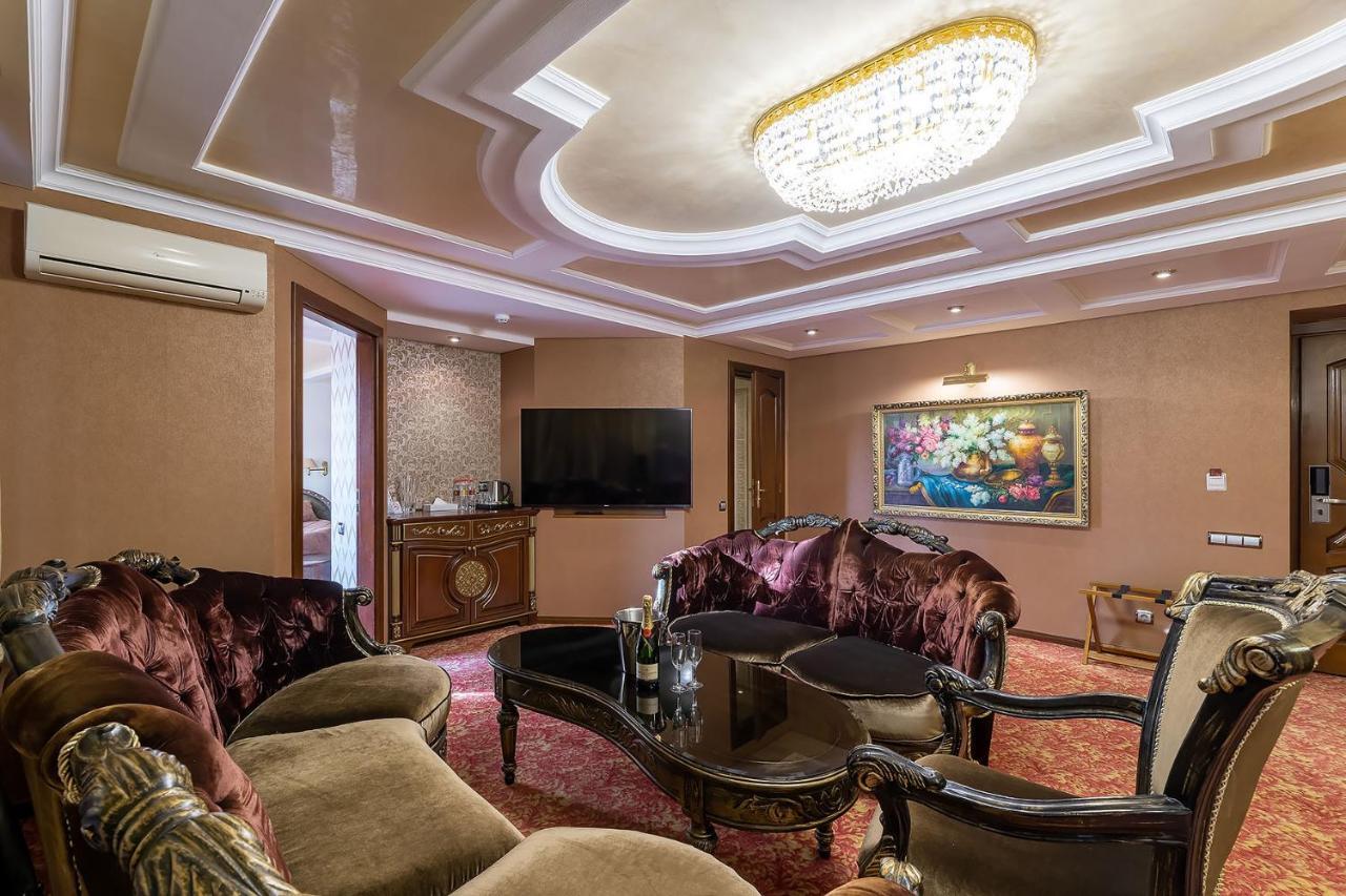 Otel Eurohotel 4*